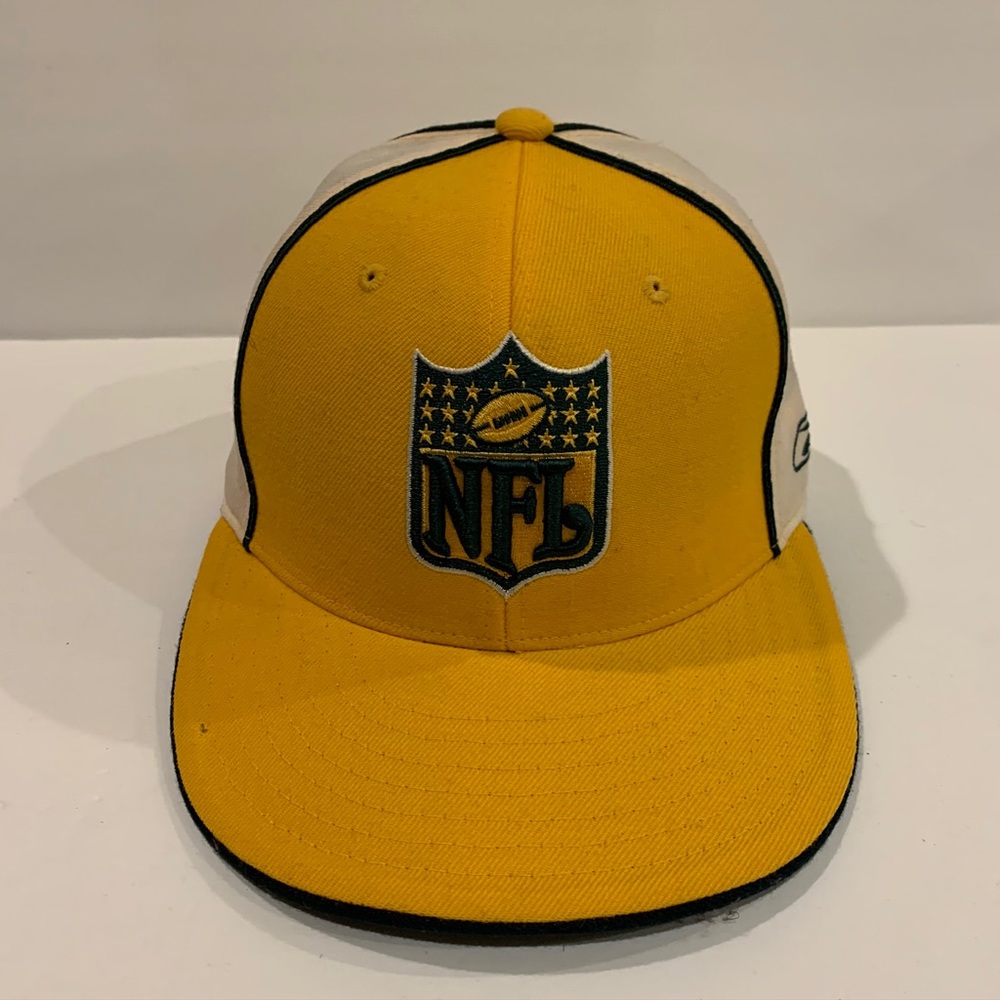 Reebok NFL Green Bay Parkers  cap Yellow and beige